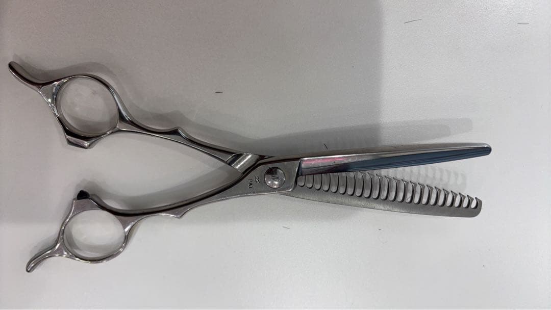 ナルト　naruto scissors 四梳きシェアライン　セニングシザー