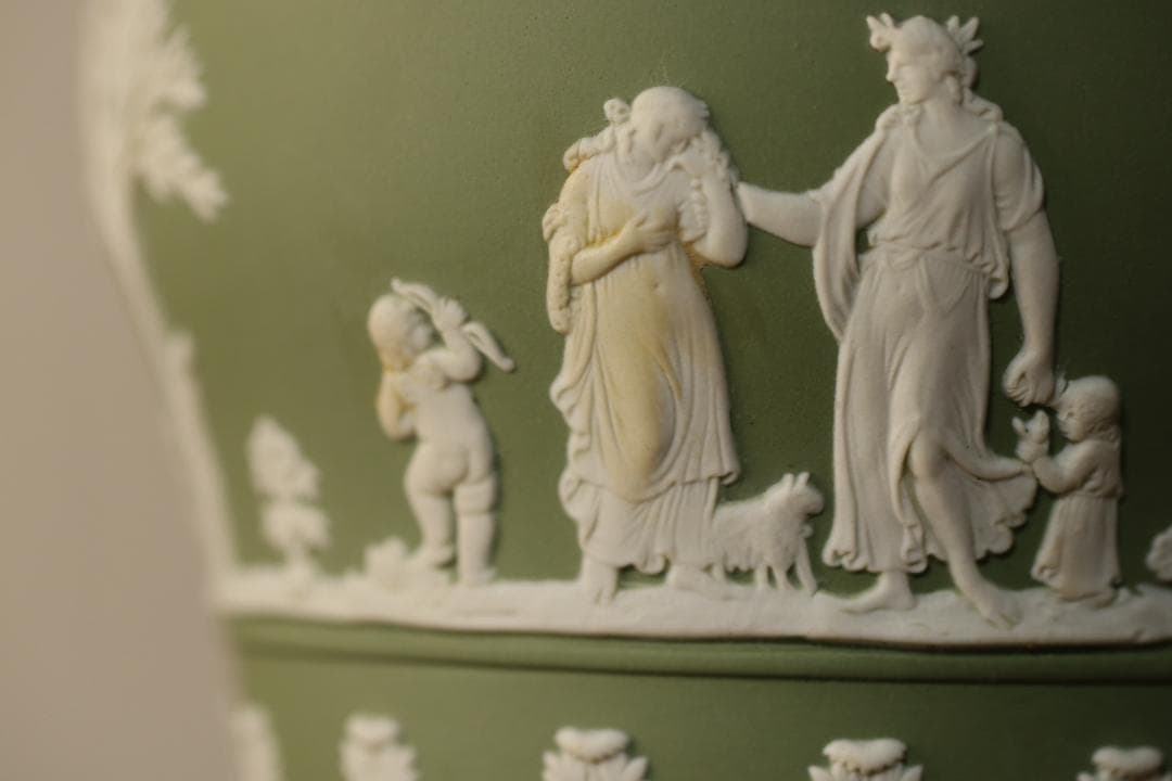 ウェッジウッド ジャスパー セージグリーン 植木鉢カバー ポット