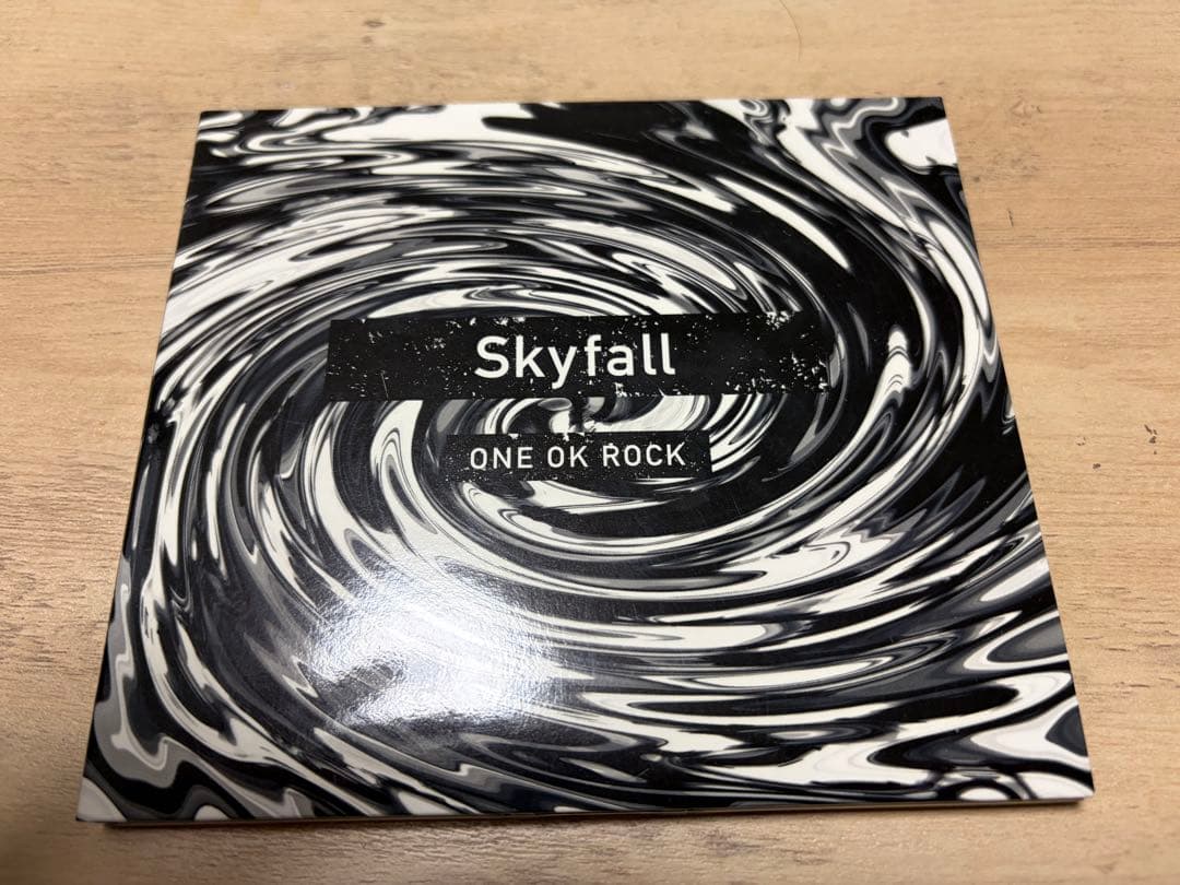 邦楽 ONE OK ROCK Skyfall CD