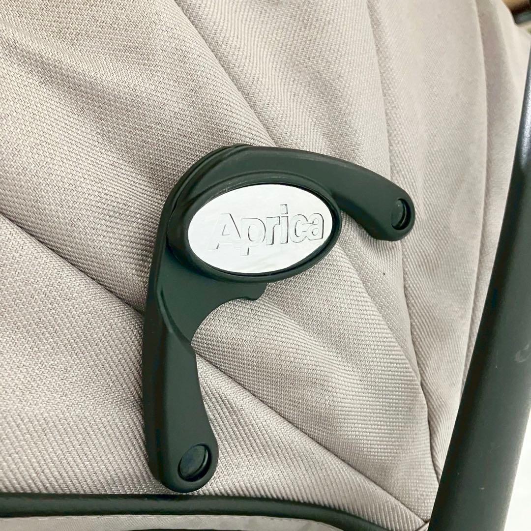 極美品 2023年製 アップリカ ラクーナ クッション フリー プラス