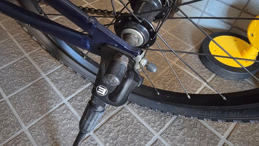 子供自転車　ヨツバ ゼロ 20　ヨツバサイクル　小学１年生向き かご付き