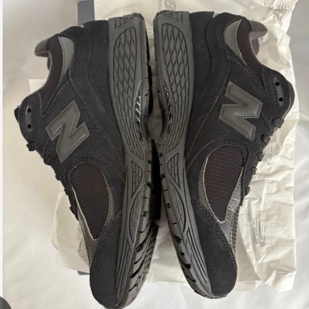 【即完売品】New Balance 2002R トリプルブラック　27cm