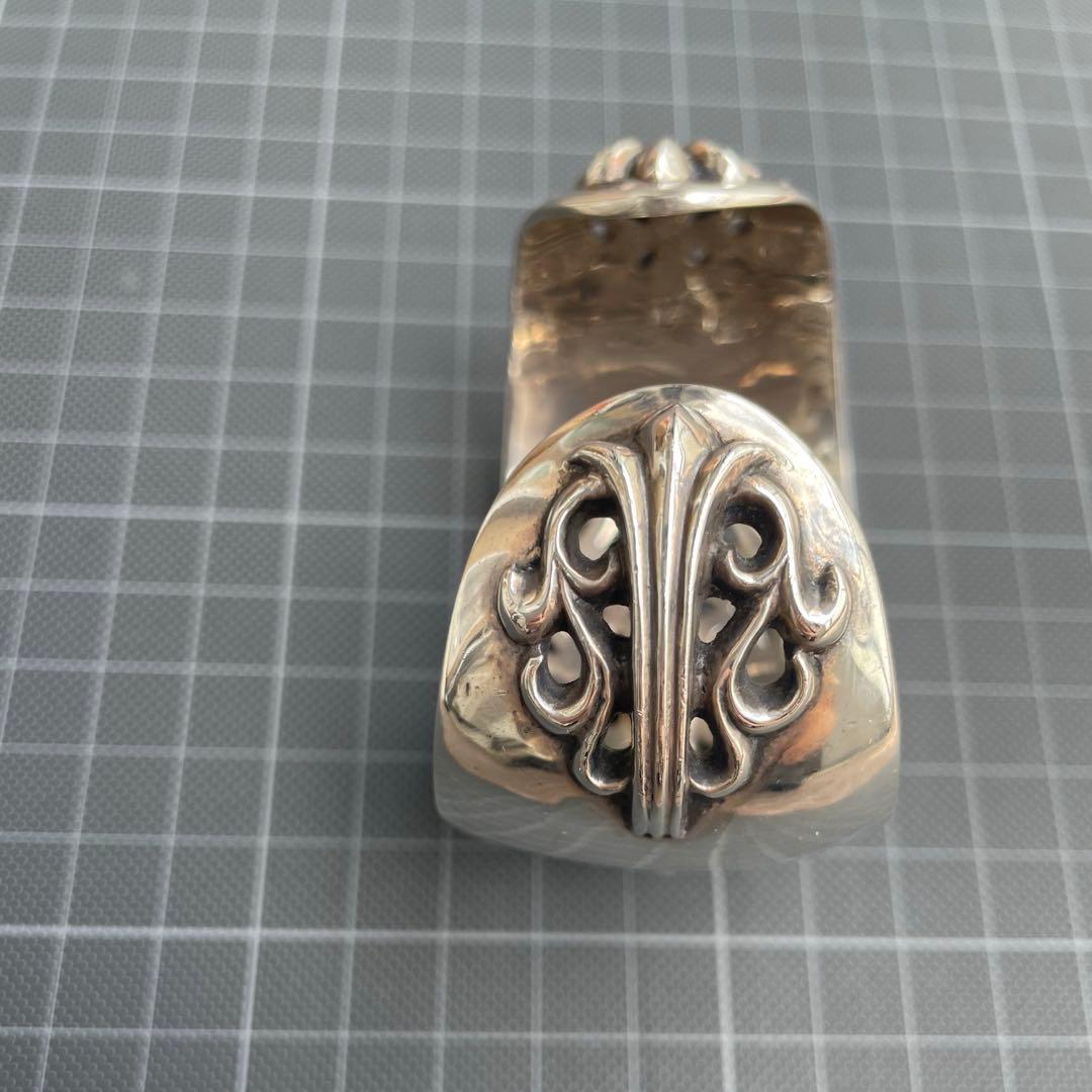 【専用】同梱禁止でお願いします。様　クロムハーツ　フローラルクロスワイドカフ