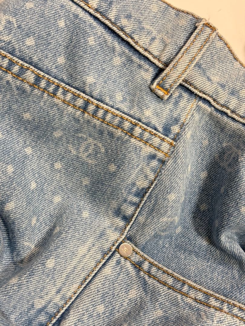 CHANEL デニムパンツ