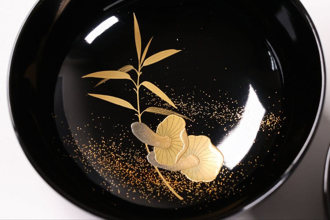 【CM411】天然木漆塗 加賀蒔絵 蓮と野菜金蒔絵 黒煮物椀 二客 漆器 昭和期