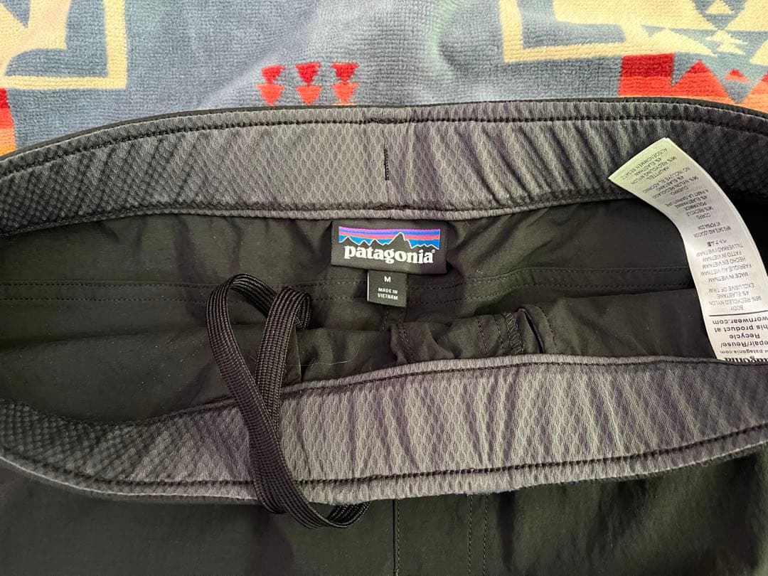 patagonia クアンダリージョガーズパンツM