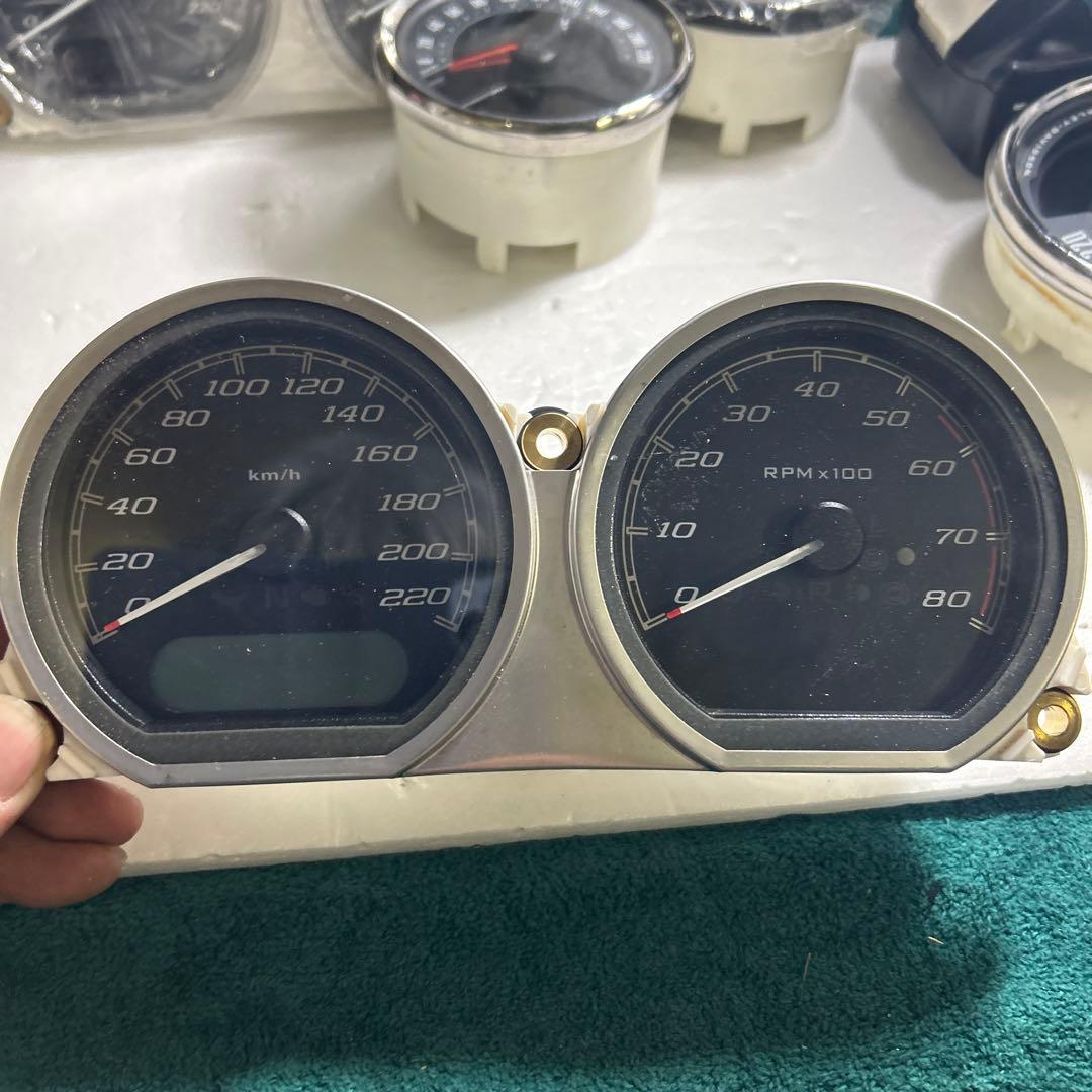 Q*様 HD ツーリングモデルスピードメーター撤去品