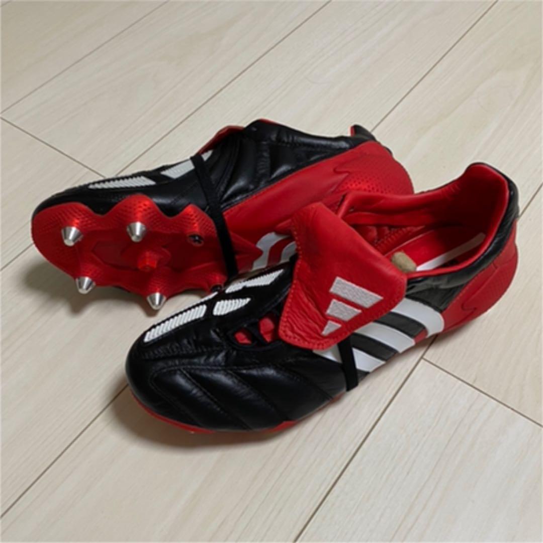 アディダス　プレデターマニア　復刻版