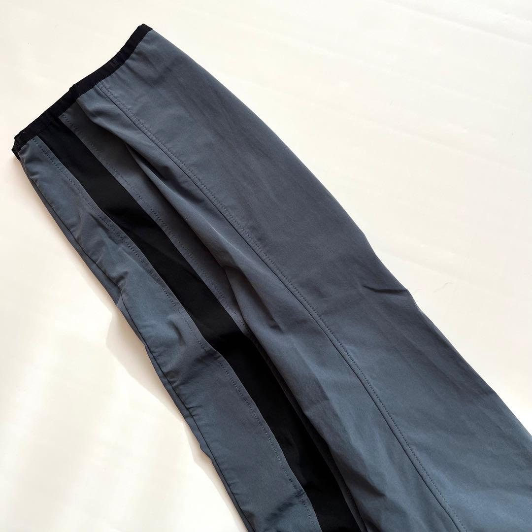 J.LINDEBERG ジェイリンドバーグ　バックロゴ　ナイロンジャケット 青系