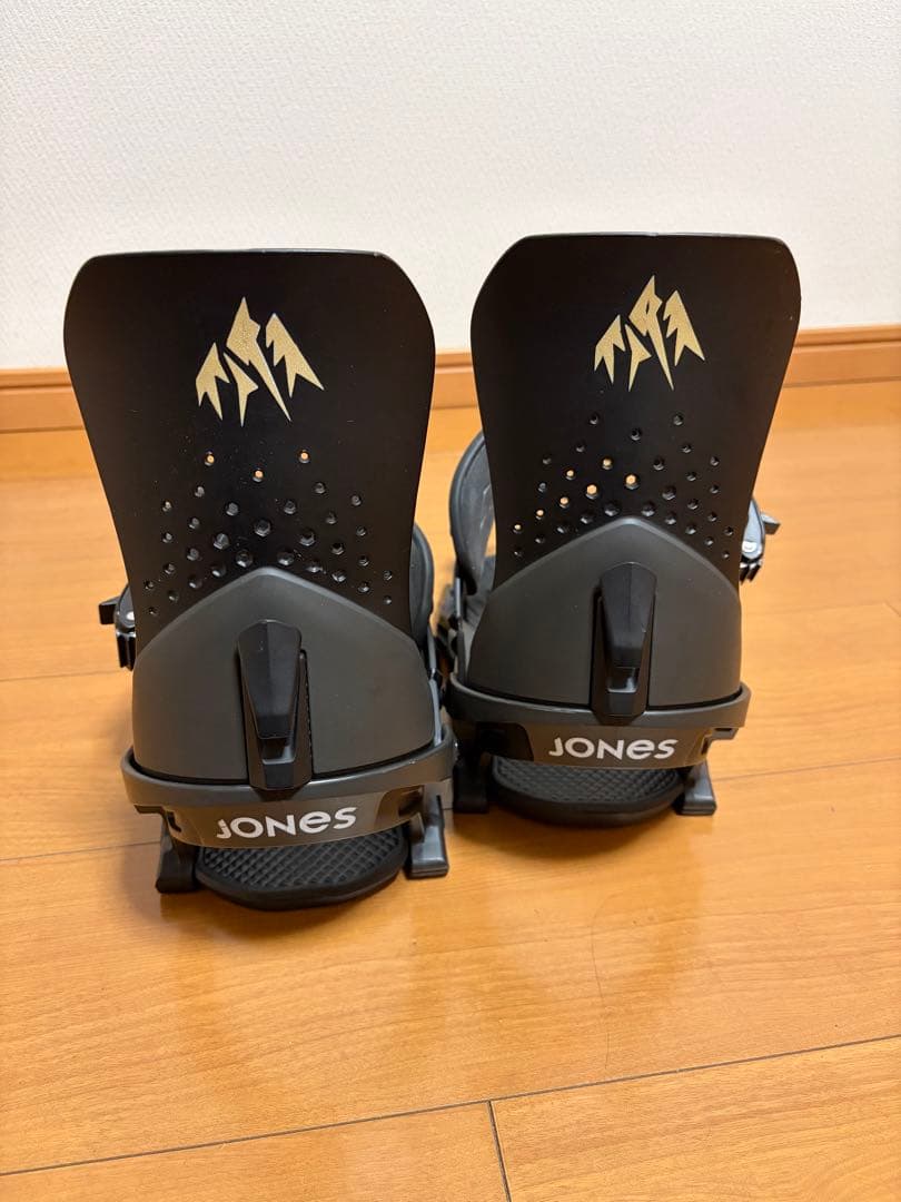 JONES スノーボードビンディング　now