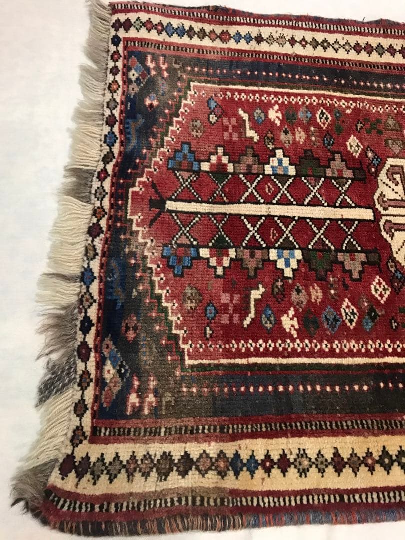 ペルシャ手織り絨毯　ビンテージ