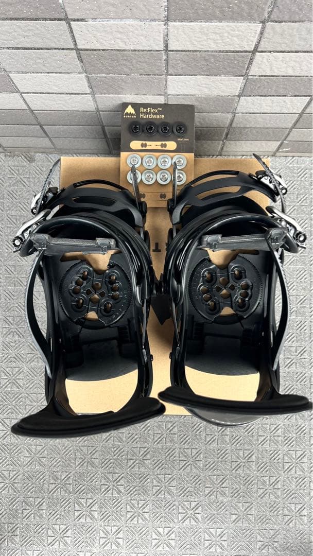 2024年モデル　Burton Cartel Mサイズ ビンディング