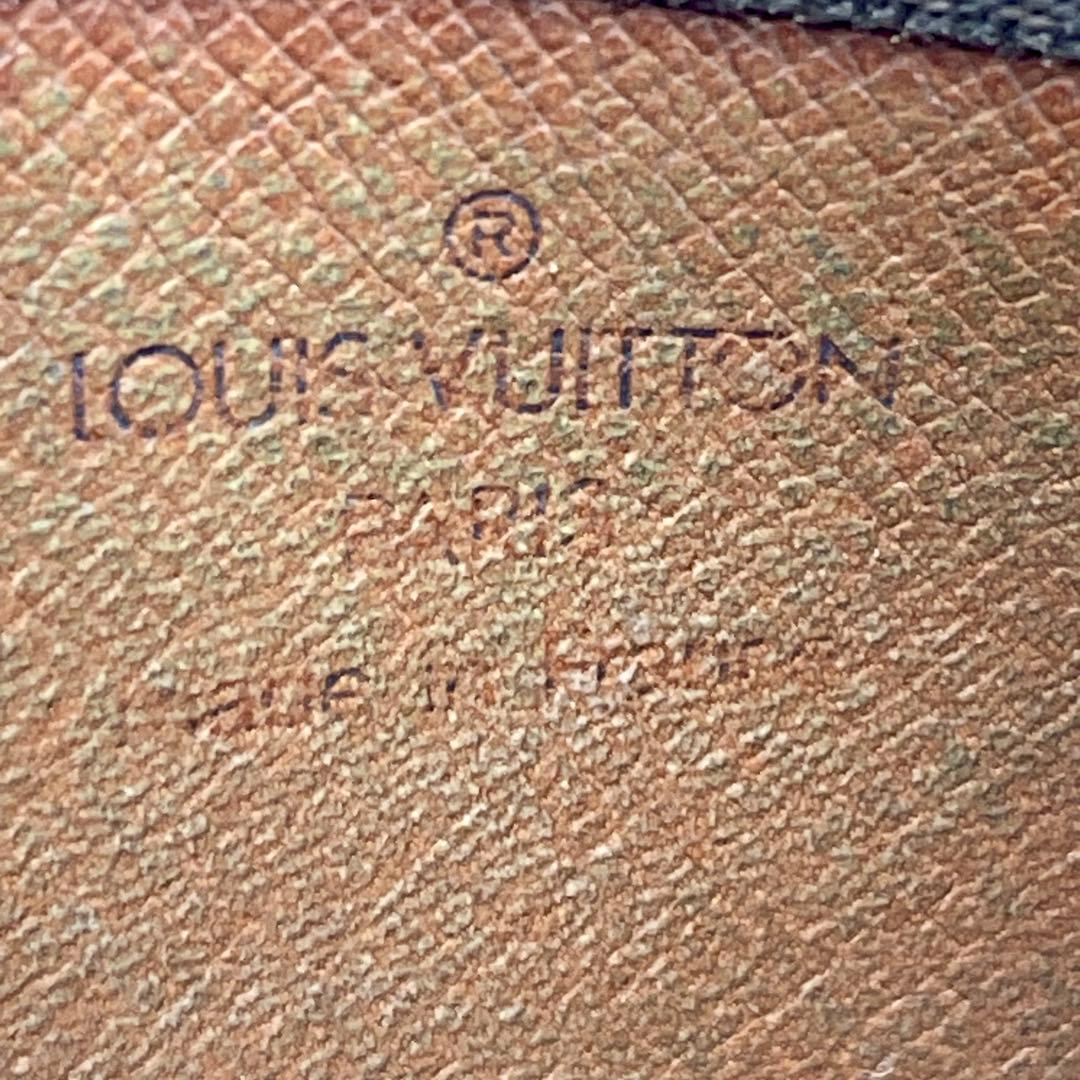 LOUIS VUITTONルイヴィトン ケース モノグラム ポシェットクレ