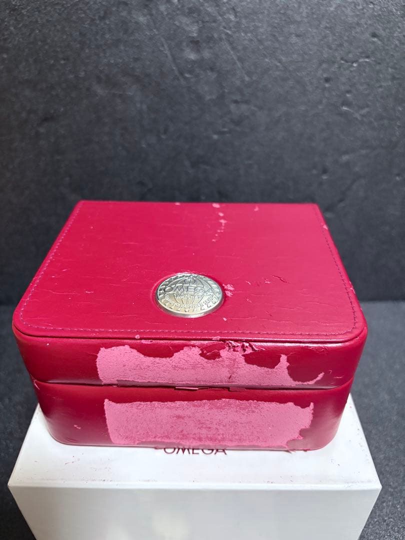 【新年特価】1/3日まで　オメガ　OMEGA 時計箱　3点セット＋グッズ