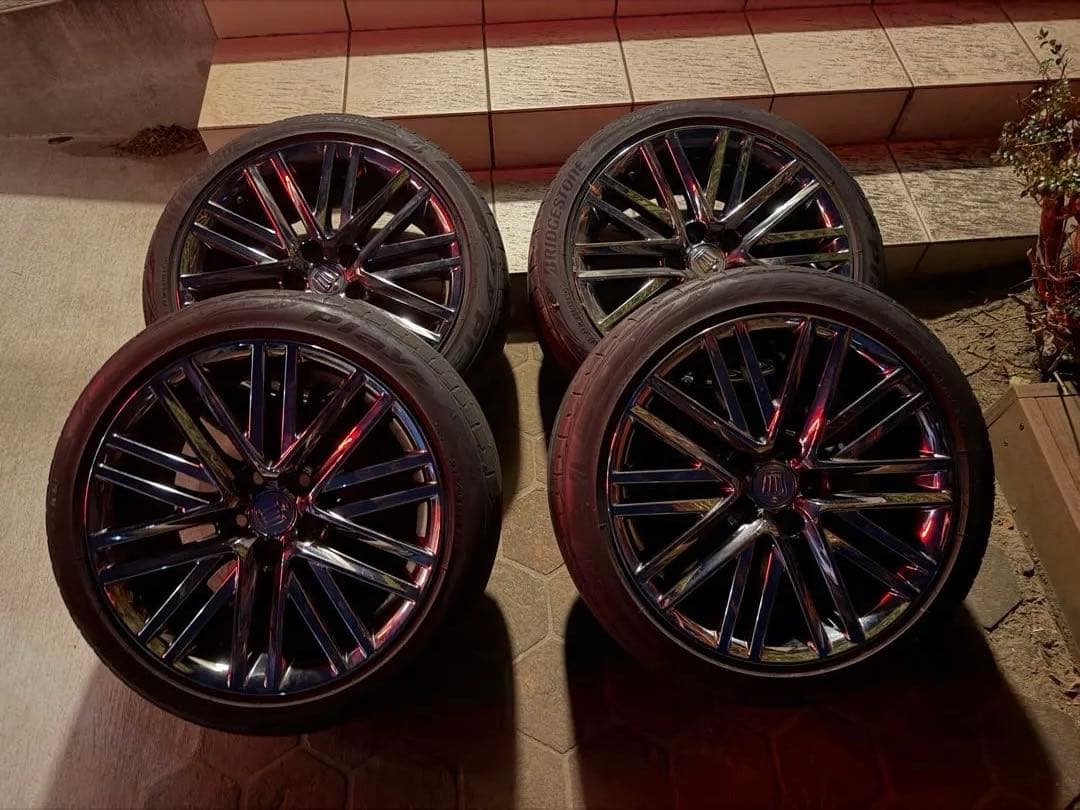 210系クラウン 純正ホイール 225/45R18 美品