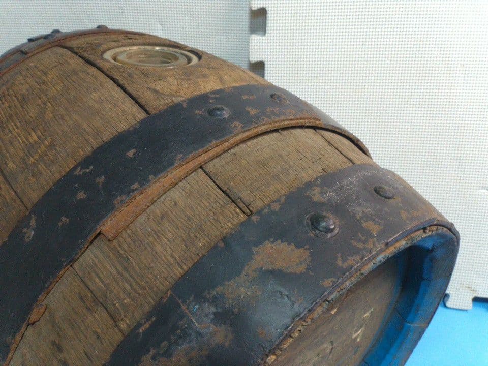 樽 サッポロ たる 空樽 直径約35cm 高さ約43cm　大阪工場 木製