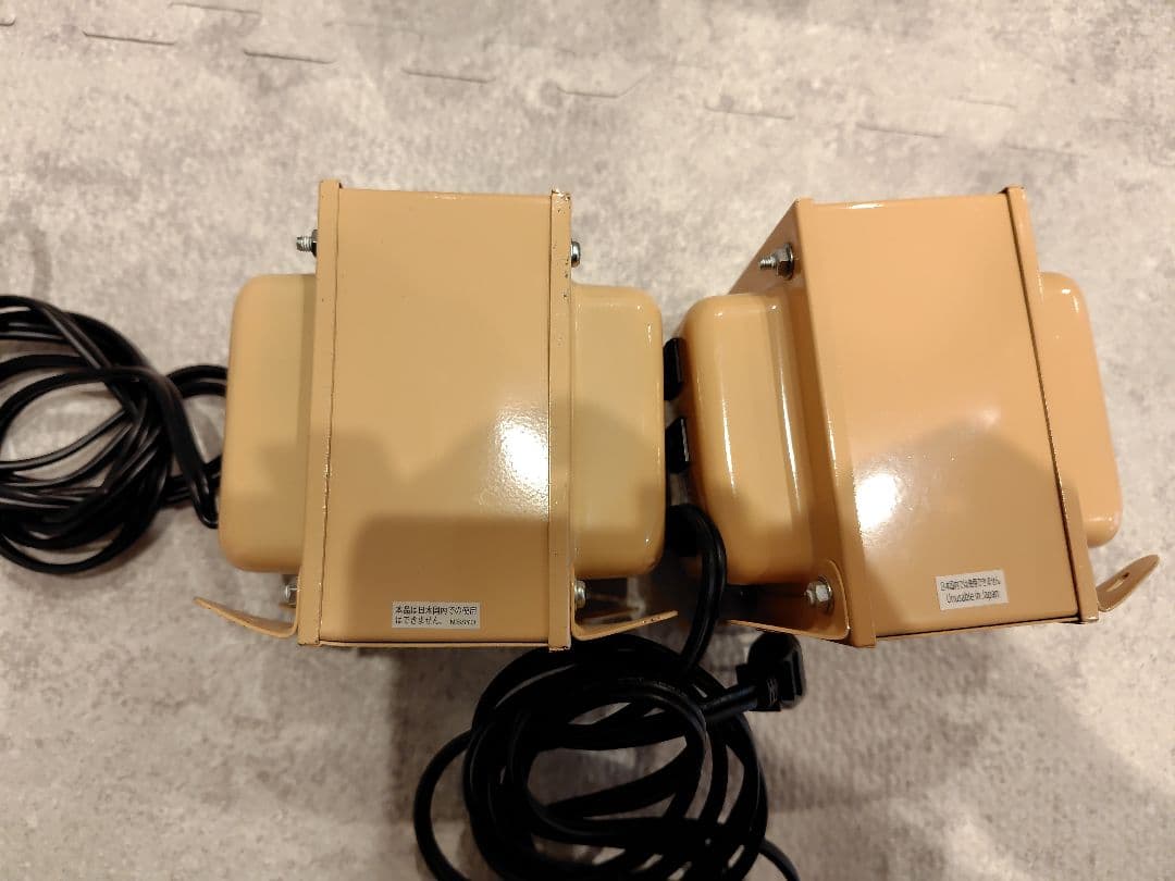 ぴょん　日章工業 変圧器NDF-1500U２個