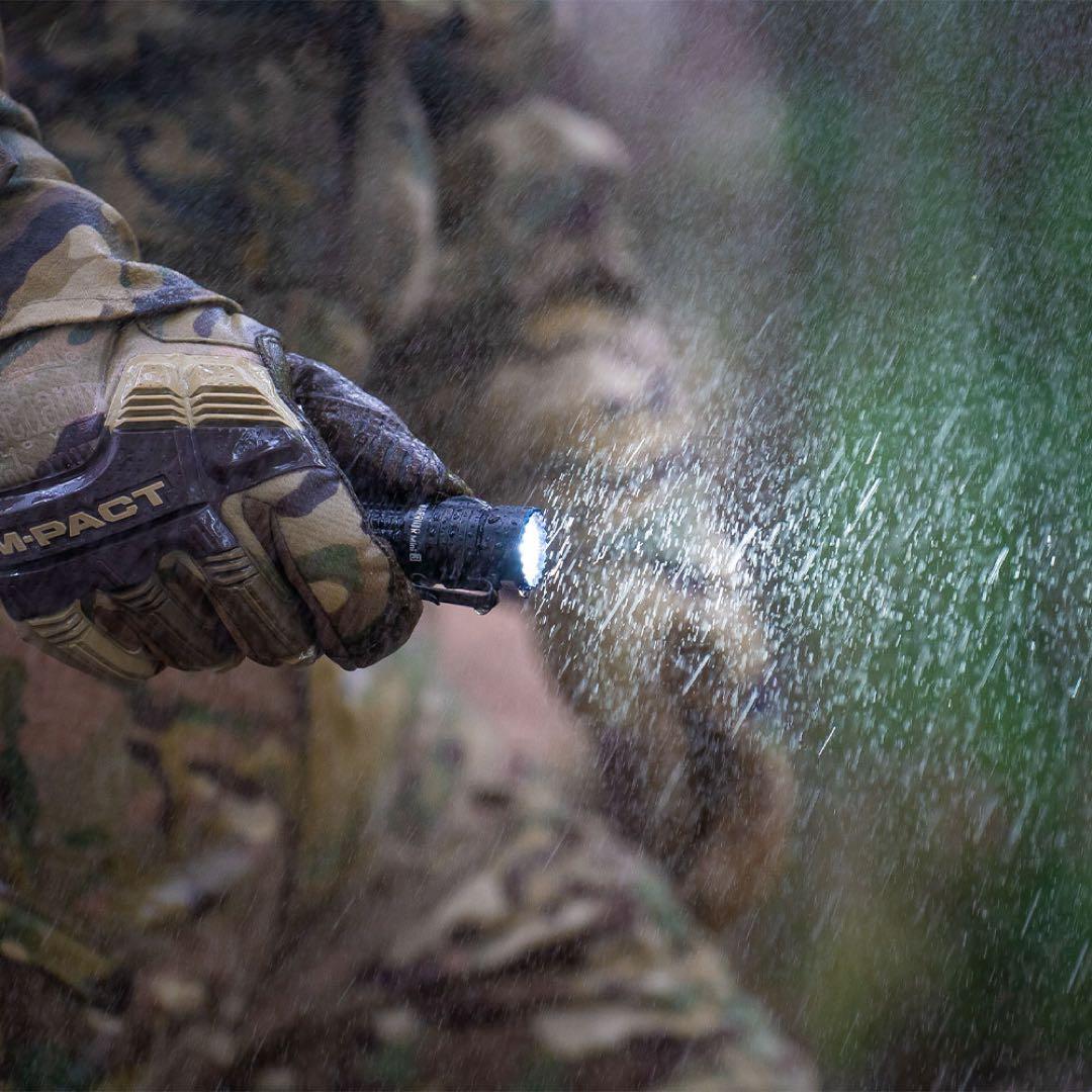 【美品】OLIGHT WARRIOR Mini 3 グリーン