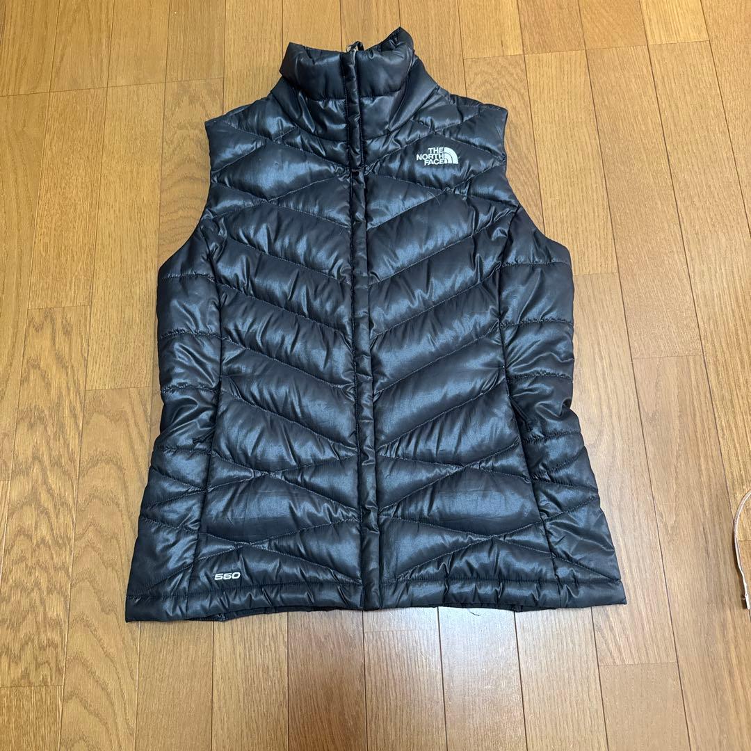 美品　ノースフェイスダウンベスト