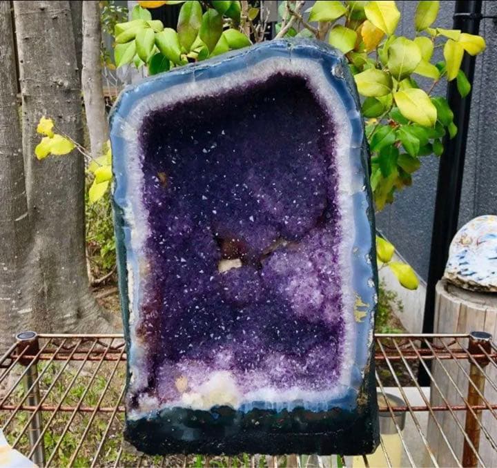 ウルグアイ産　アメジストドーム