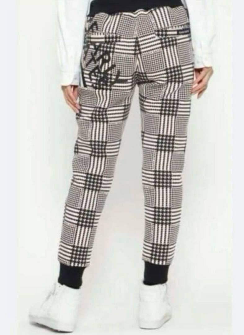 PEARLY GATES NOモノフィラエアクッション ダンボールニットパンツ