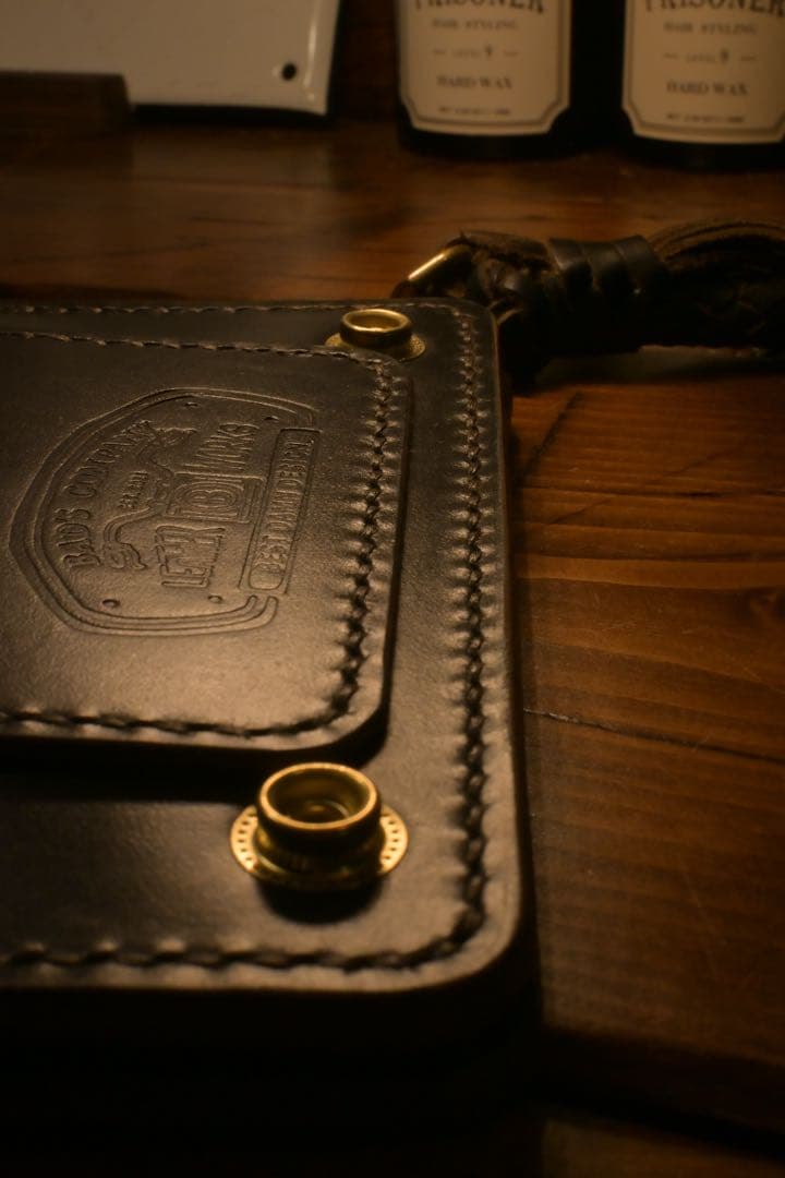 ホーウィン 茶芯 ミドル トラッカーウォレット レザー 革財布 ブラック 長財布