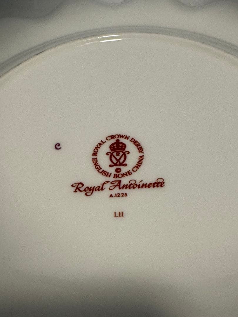  Crown Derby  Antoinette 皿