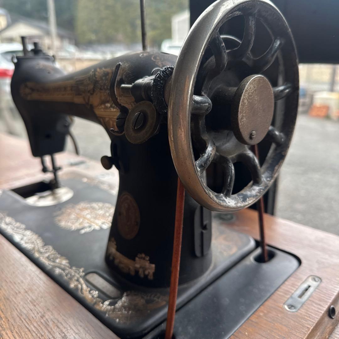 これで本当に削除❣️ヴィンテージ　シンガーミシン
