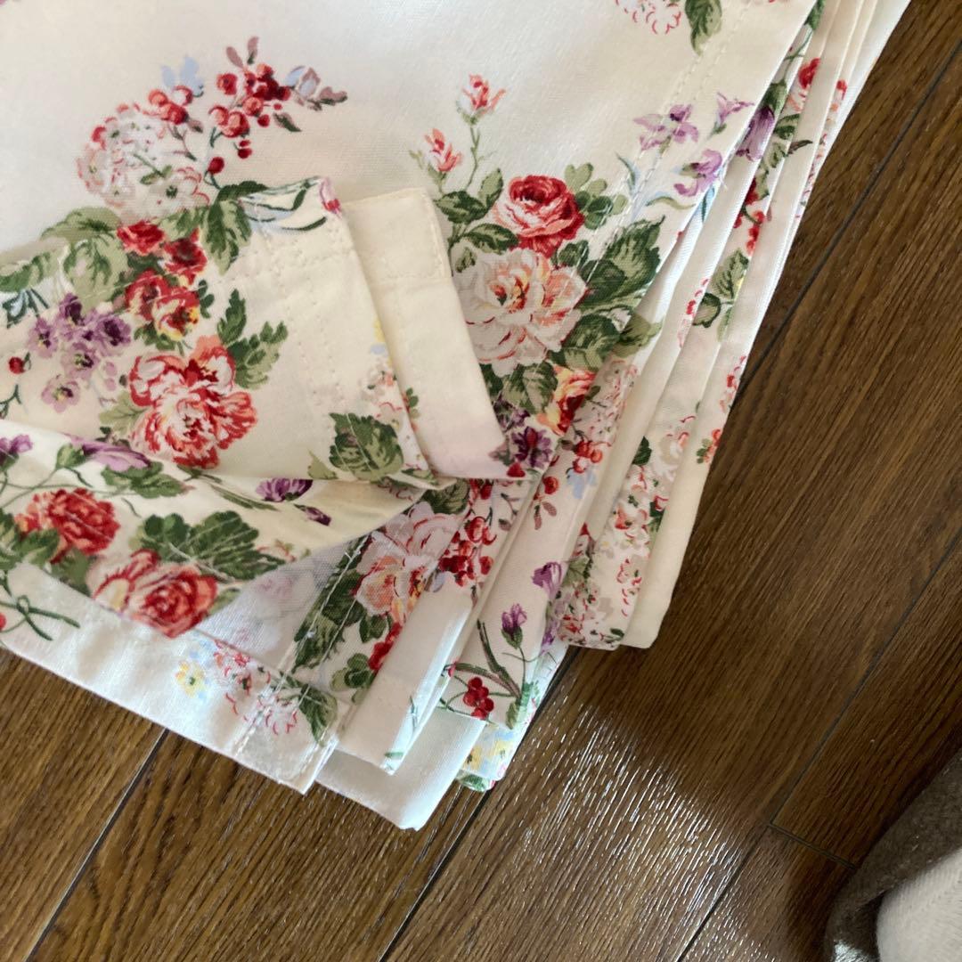 しろくま様　table runner ローラアシュレイ