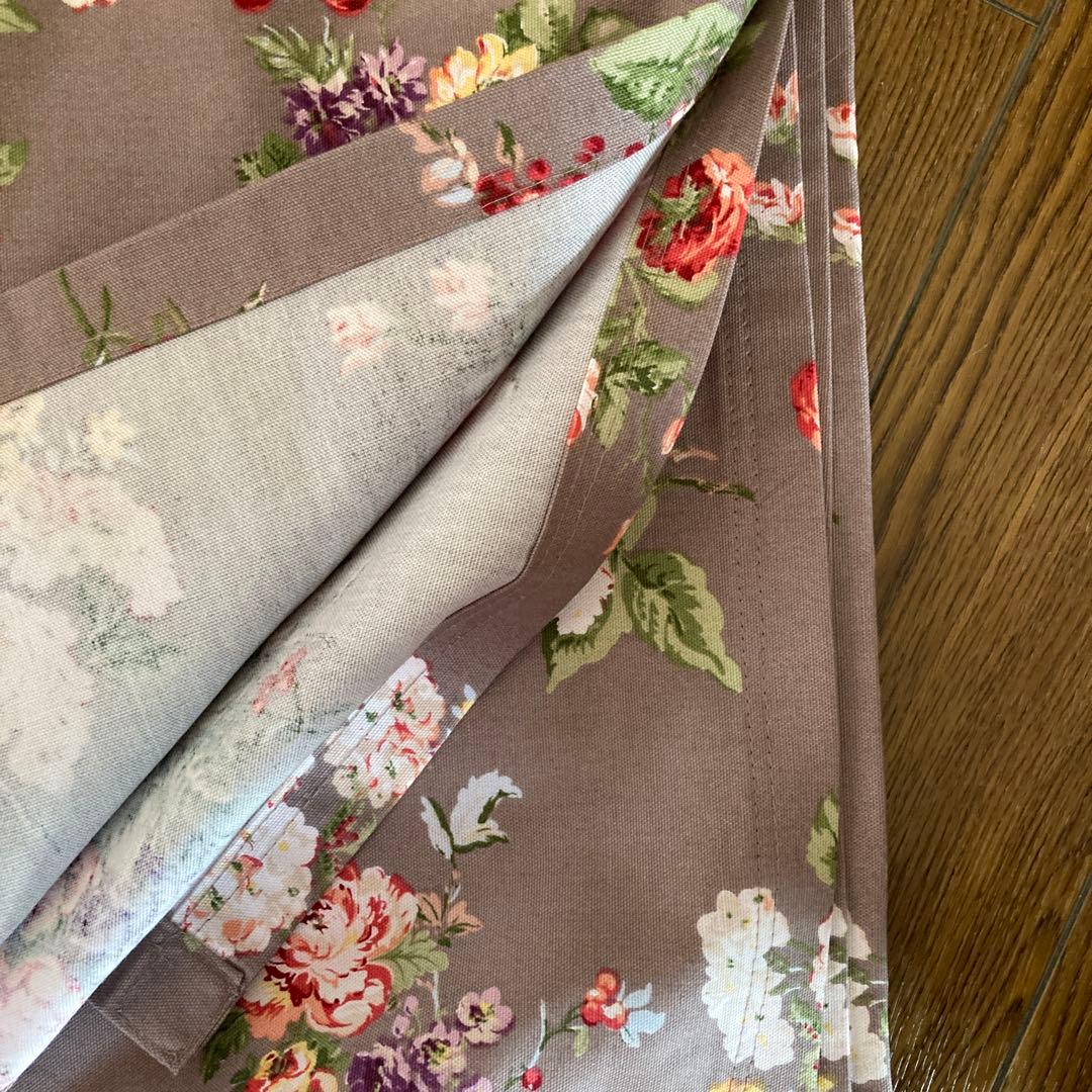 しろくま様　table runner ローラアシュレイ