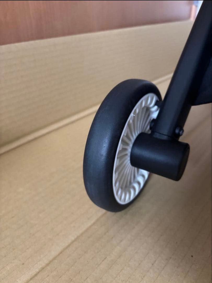 サイベックス　リベル　2024 キャンバスホワイト　バンパー付き