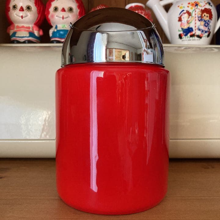 激レア　アメリカンカントリー　めちゃくちゃ可愛い灰皿　トラッシュ　ロゴ　赤　白