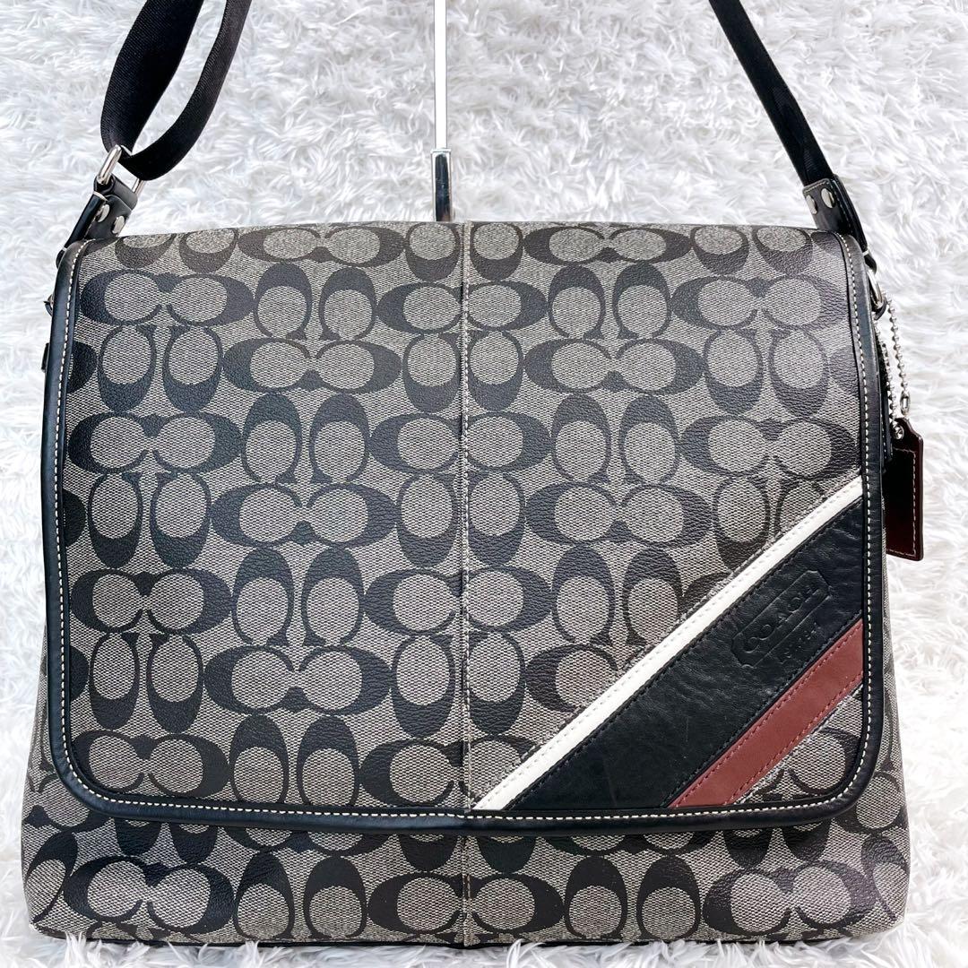 美品　コーチ　メッセンジャーバッグ　ショルダー　ヘリテージ　PVC　フラップ