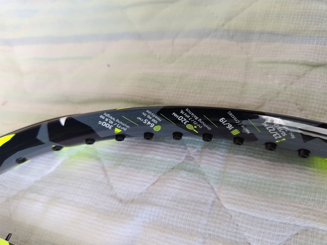 ア*ル様 Babolat Pure Aero テニスラケット 300g　グリップ