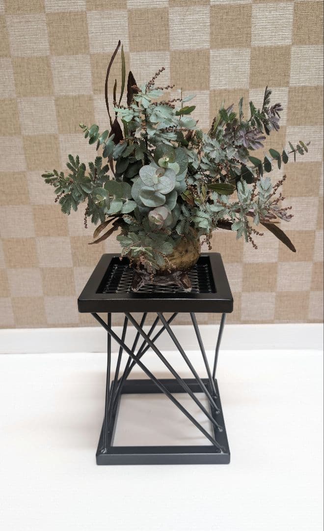 [現品限り]　アイアンラック　アイアンテーブル　植物棚　多肉植物　観葉植物　花台