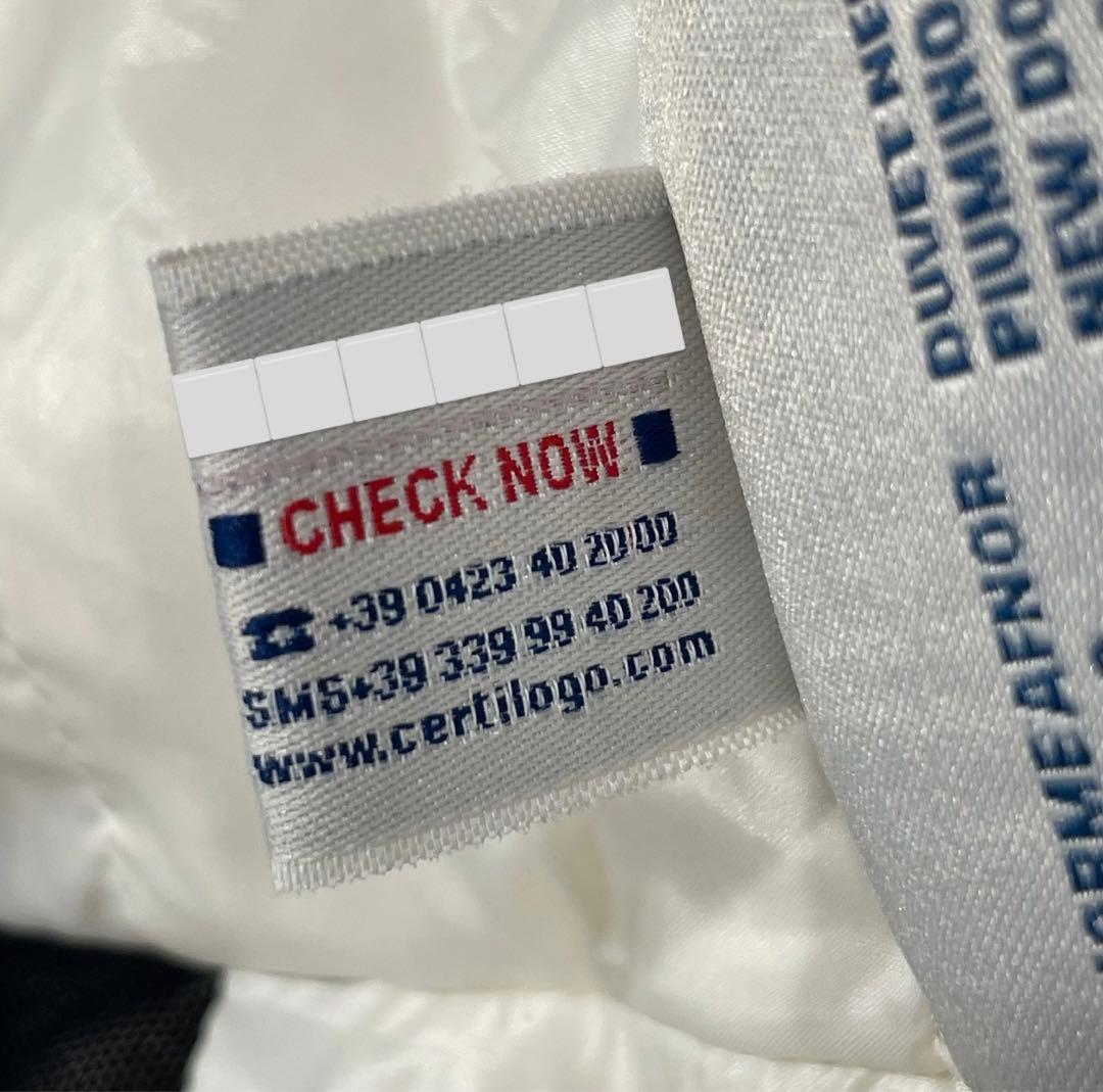 モンクレール　ダウンジャケット　キッズ