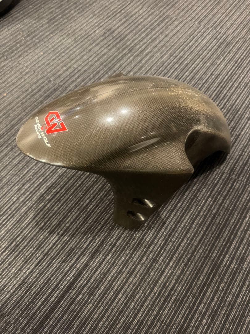 YZF-R1 カーボンフロントフェンダー　クレバーウルフ　02〜08年