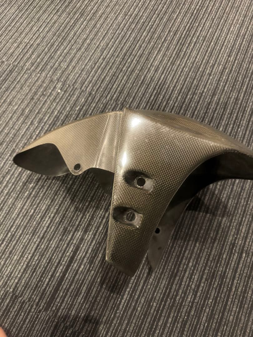 YZF-R1 カーボンフロントフェンダー　クレバーウルフ　02〜08年