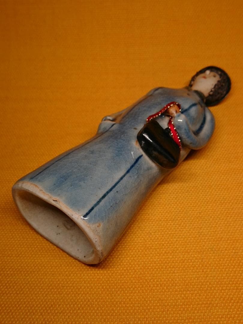 人形　陶器　ヨーロッパ　オブジェ　置物　インテリア　工芸品　美術品　A2599