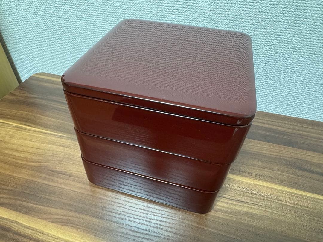 【未使用・送料無料】越前漆器 5.5 三段重隅丸型朱 三段 重箱 古代朱