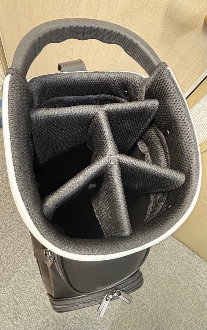 値下げ‼️新品⭐︎非売品 最新LEXUS キャディバッグ ブラック/ホワイト