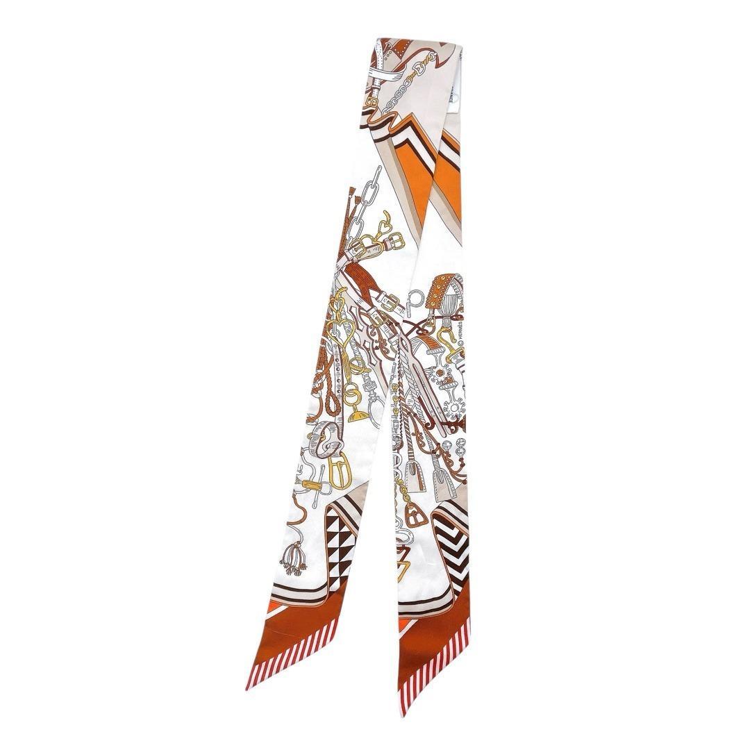 良品 エルメス ツイリー スカーフ シルク 鞍職人の花束 ホワイト レディース