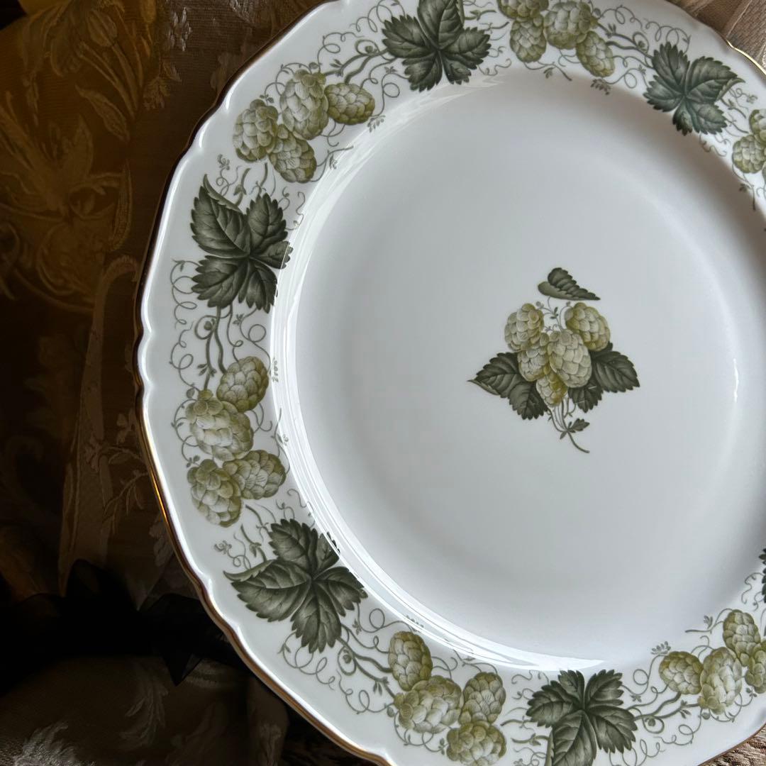 Worcester MATHON 静かな冬の風景を閉じ込めた英国の器