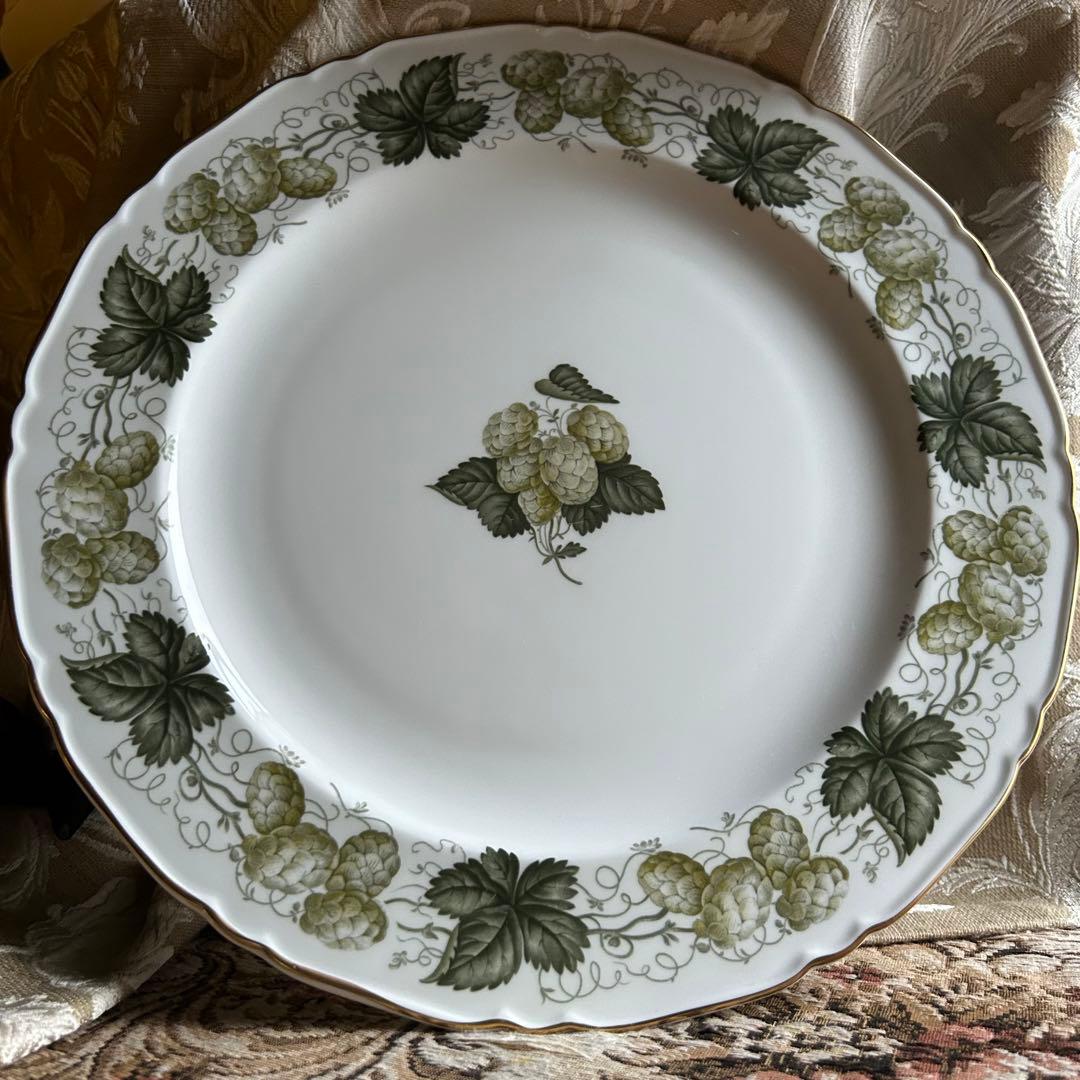 Worcester MATHON 静かな冬の風景を閉じ込めた英国の器