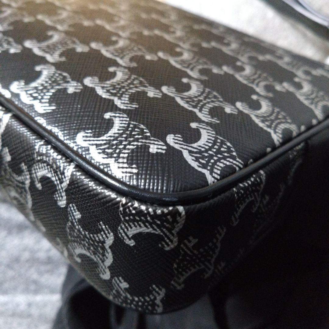 CELINE ブラックトリオンフ メッセンジャーバッグ