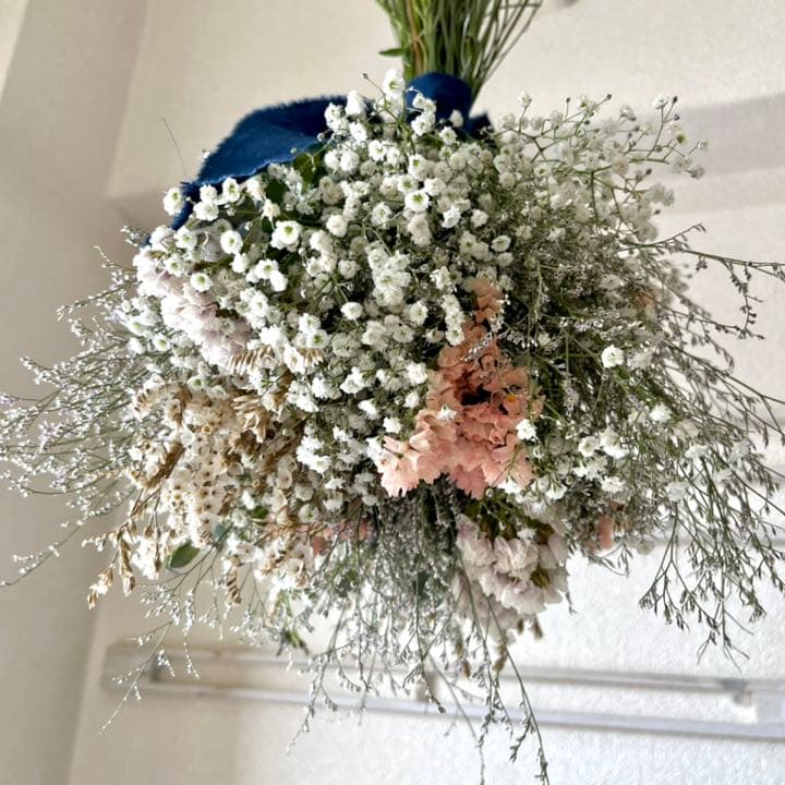 かすみ草フライングブーケ