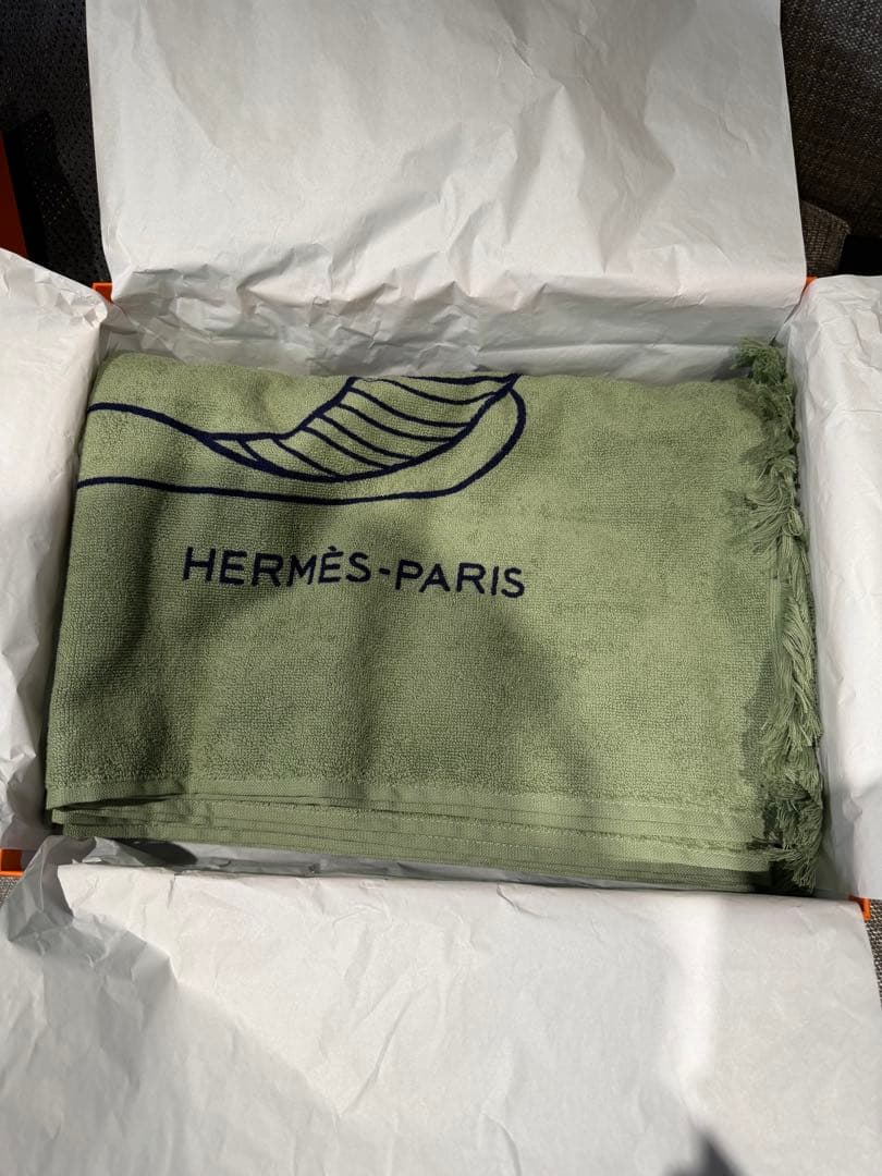 エルメス イヤーズギフト 2025