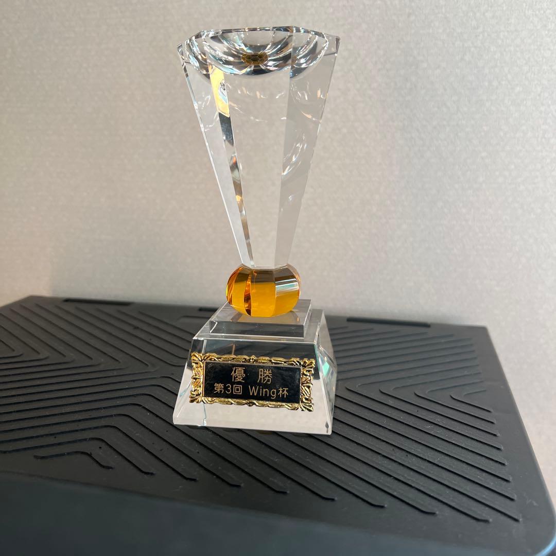 Wing杯 トロフィー型 クリスタル置物 約15cm インテリア ディスプレイ