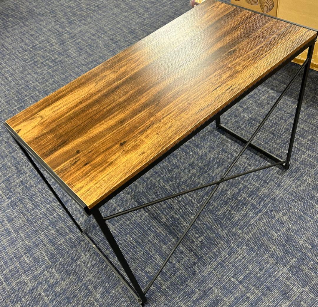 【美品】YEARCOLOR 折りたたみパソコンデスク1台