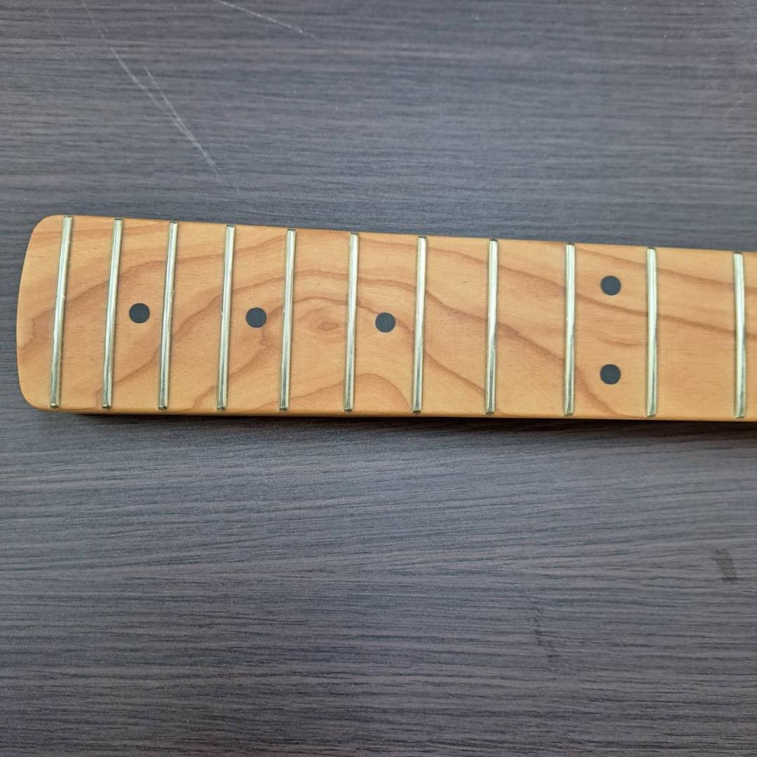 FENDER　JAZZ　BASS　ネックのみ　フェンダー　ジャズベ